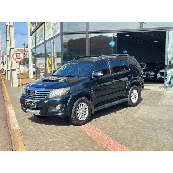 Toyota Hilux Sw4 Srv 4x4