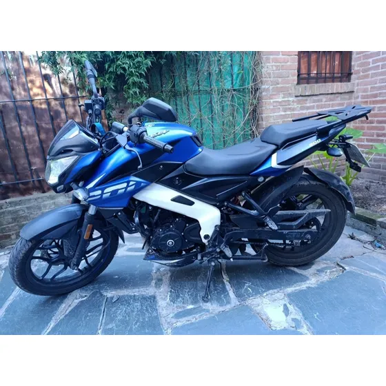 Bajaj Rouser Ns 200
