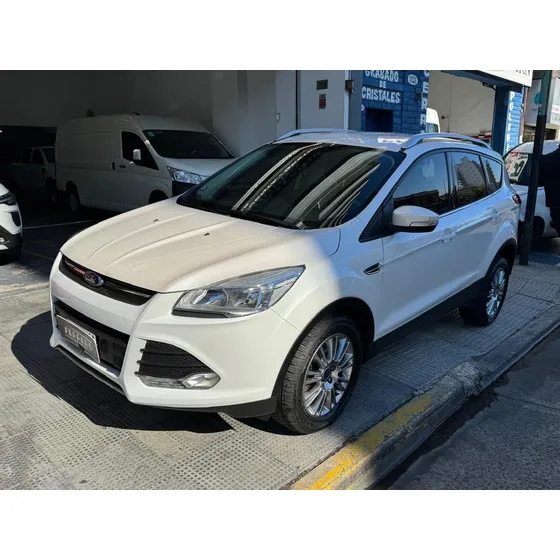 Ford Kuga 1.6 Sel 6mt Fwd T 150 Cv