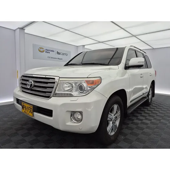Toyota Land Cruiser 2013 4.5 Imperial Lc200 At