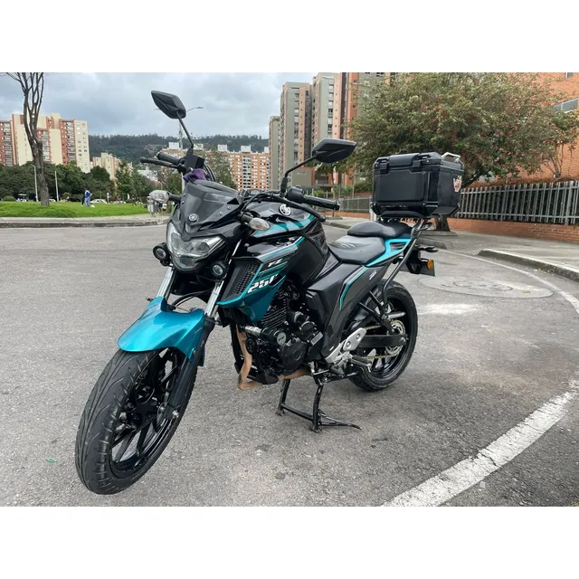 Se Vende Yamaha Fz 250, Modelo 2022, Con 40.000 Kilómetros