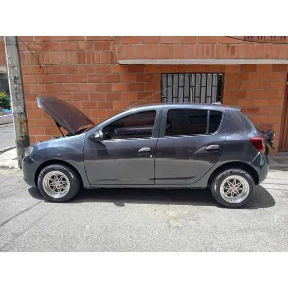 Renault Sandero 1.6 Expression 85 Hp