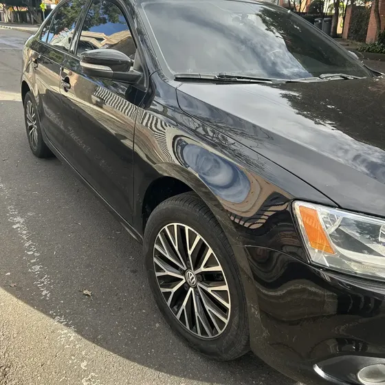 Volkswagen Jetta Vi 2012 2.5 Trendline