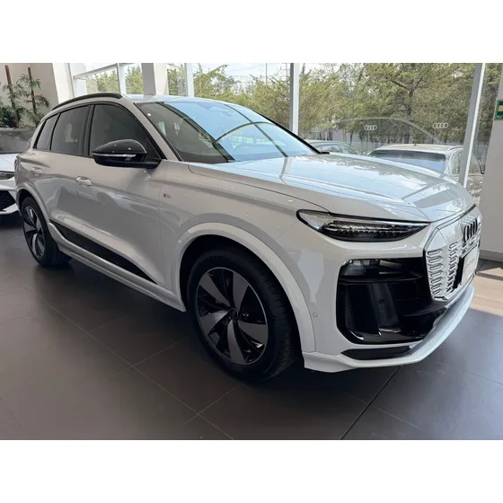 Audi Q6 E-tron 0.0 55 S-line Quattro