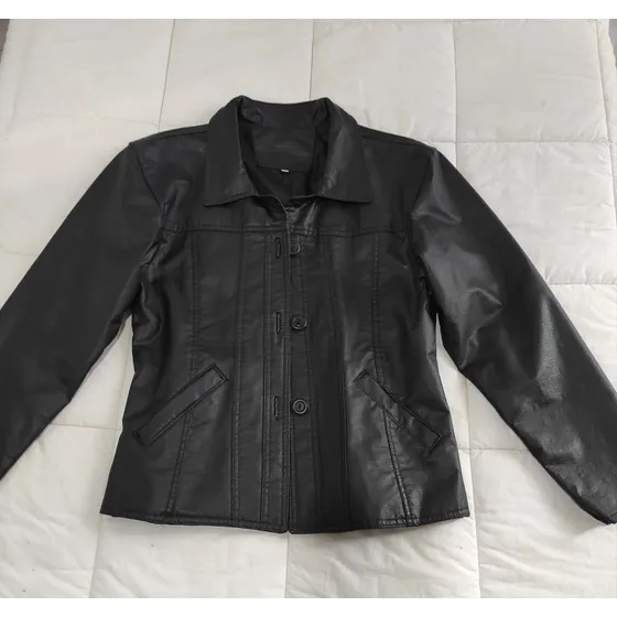 Chaqueta En Cuero Nueva