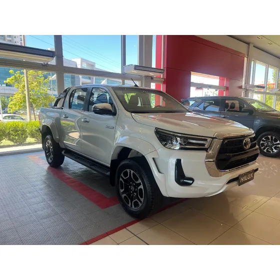 Toyota Hilux Pick-up 2.8 Cd Srx 204cv 4x4 At