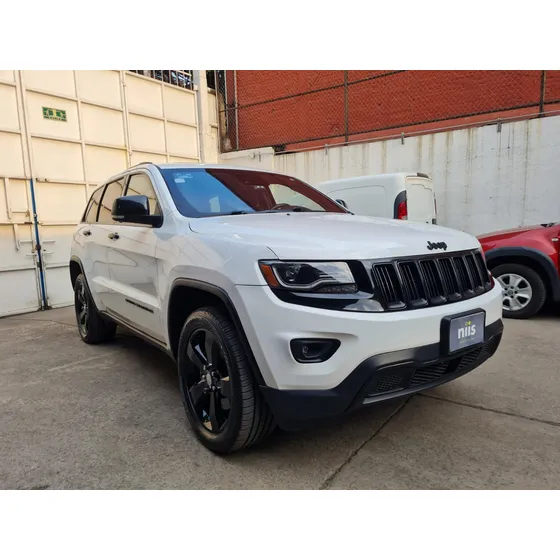Jeep Grand Cherokee 5.7 Limited Lujo 4x4 At