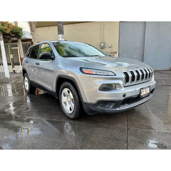 Jeep Cherokee Latitude Automático