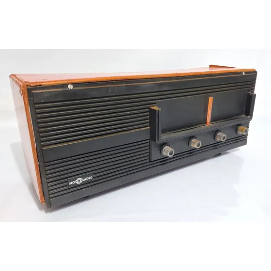 Antigo Radio Motoradio Madeira ** Nao Funciona Para Peças **