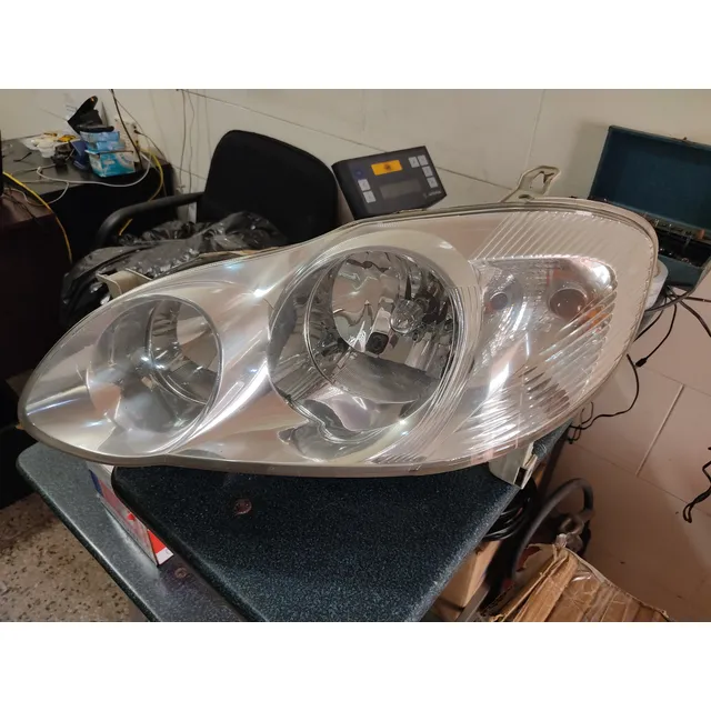 Faro Izquierdo Toyota Corolla 03/08 Usado.