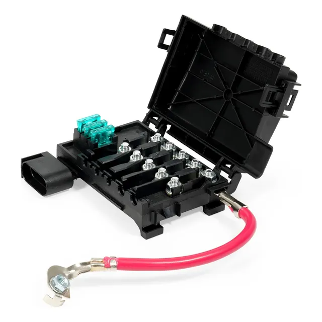 Caja Portafusibles P/jetta Golf A4 Beetle Clásico 2002-2006