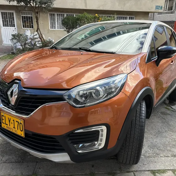 Renault Captur 2018 2.0 Intens Automática