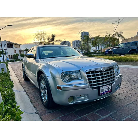 Chrysler 300c 5.7 C Hemi At