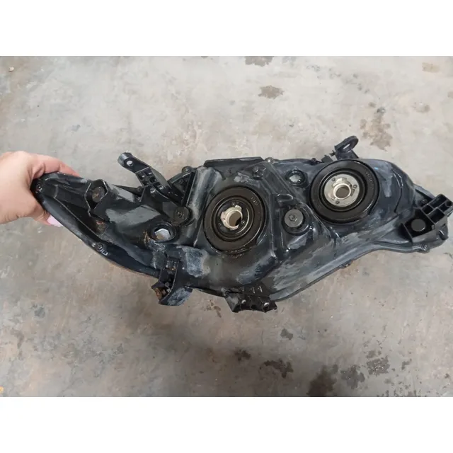 Faro Izquierdo Toyota Corolla 2012-2014 Aniversario