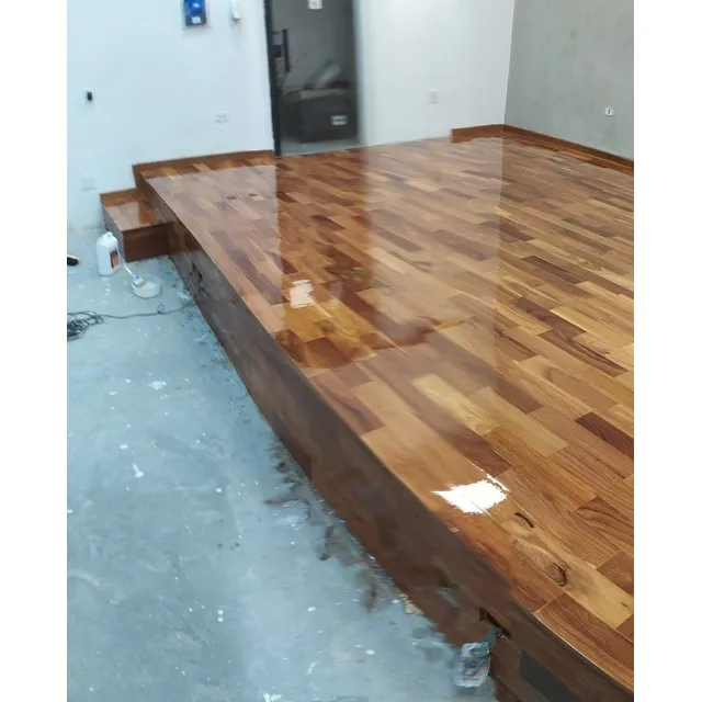 Raspagem De Tacos E Assoalhos Escadas E Decks 