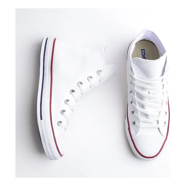 Tenis Clásicos Converse Chuck Taylor En Bota Negros