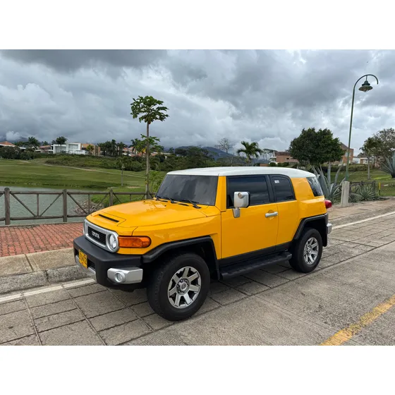 Toyota Fj Cruiser 4.0 V6 Final Edition 4x4