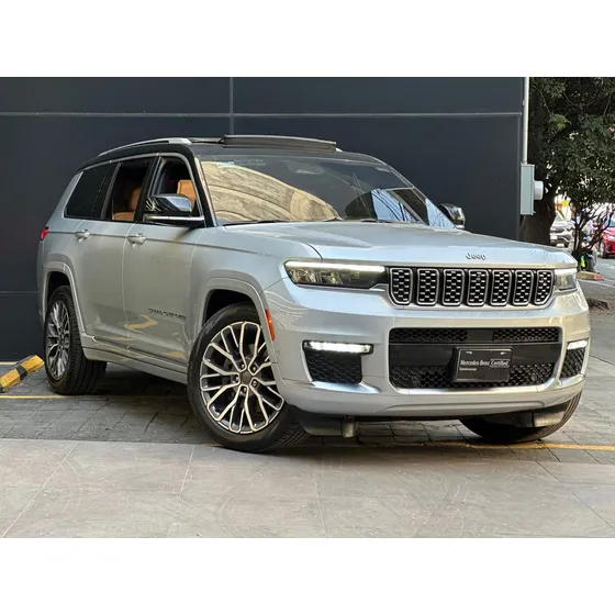 Jeep Grand Cherokee 5.7 V8 L Summit 4x4 At