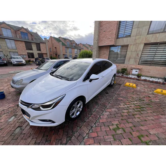 Chevrolet Cruze 1.4 Ltz 5 P