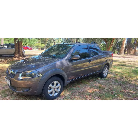 Fiat Strada 1.4 Trekking Cd