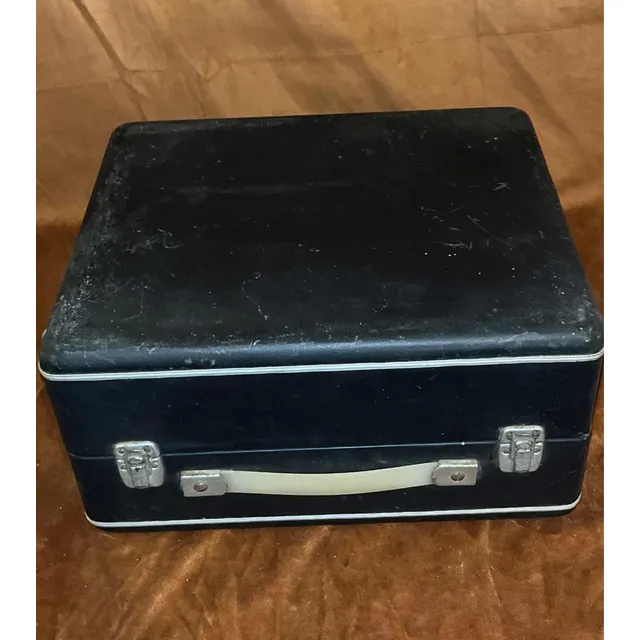 Tocadiscos Antiguo De Valija Funciona Pero C Detalles