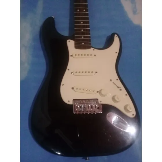 Guitarra Electrica Usada Squier Fender