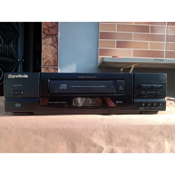Cd Player Gradiente Cdp-at2 (leia Descrição) Preto