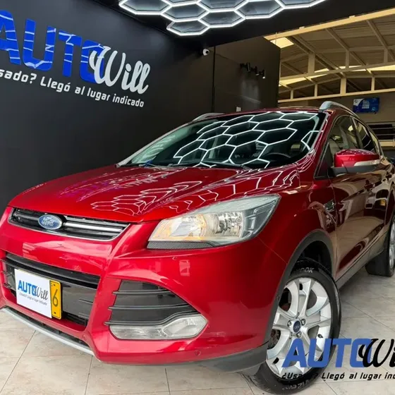 Ford Escape 2016 Titanium At 2000cc Sun Roof 4x4