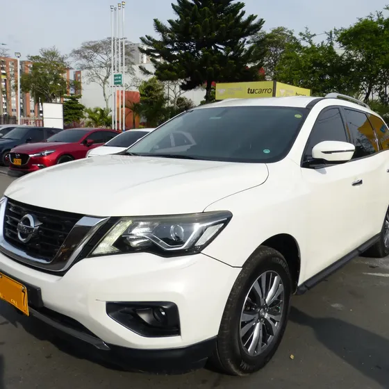 Nissan Pathfinder 2017 3.5 R52 Sense
