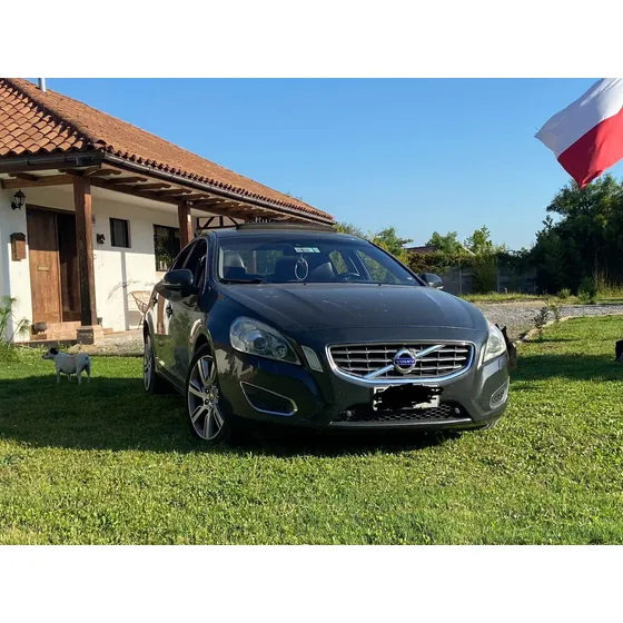 Volvo S60 T6 Plus