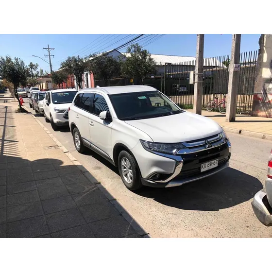 Mitsubishi Outlander 4x2