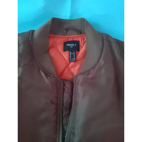 Chaqueta Hombre Embutida Forever 21. Talla M/l.