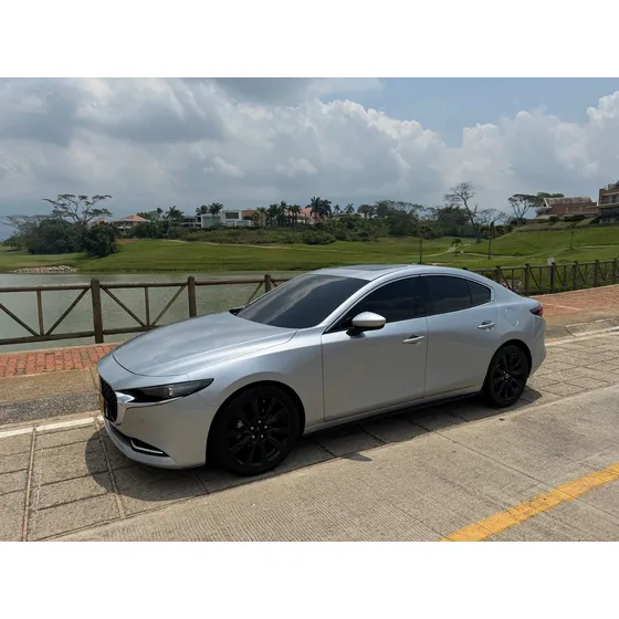 Mazda 3 2.0 Grand Touring