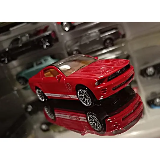 Ford Mustang Gt Concept 2005 1/65 Serie 2004 Matchbox