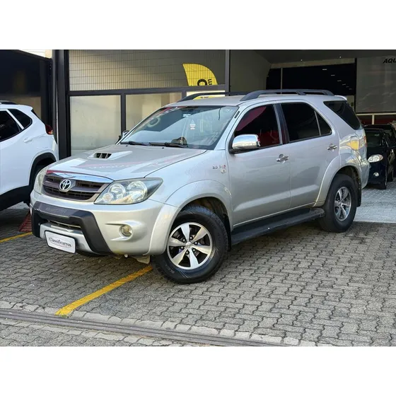 Toyota Hilux Sw4 3.0 Srv 4x4 16v Turbo Intercooler Diesel 4p Automático