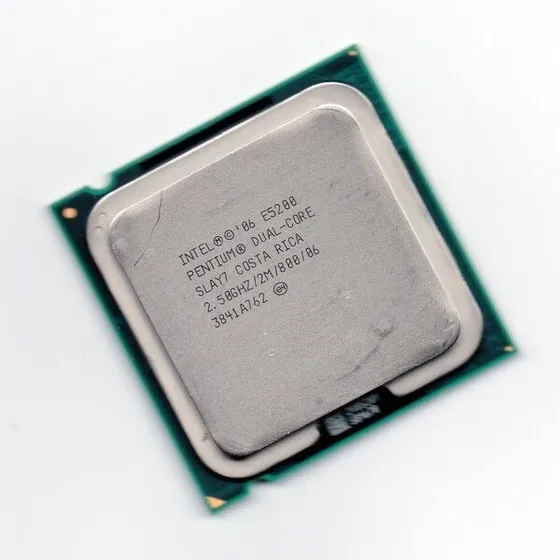 Processador Pentium Dual Core E5200 2.50ghz /2m/800 Slb9t