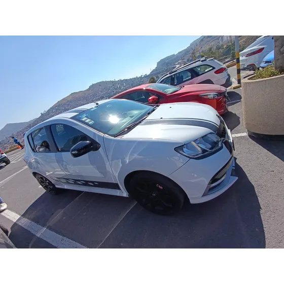 Renault Sandero 2.0 R.s. L Mt