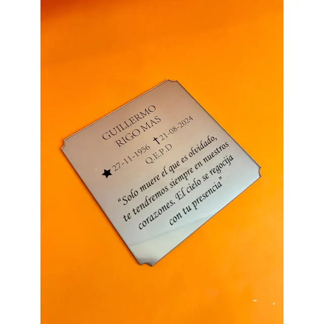 Placa Homenaje Difunto Columbario