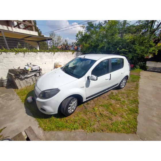 Renault Sandero 1.6 Privilege Nav 105cv