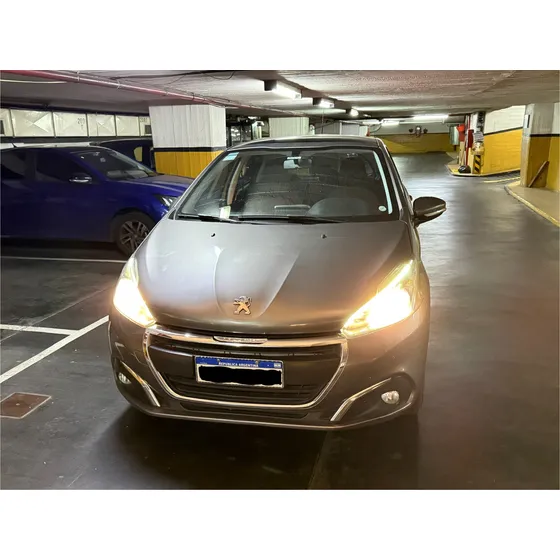 Peugeot 208 1.6 Allure