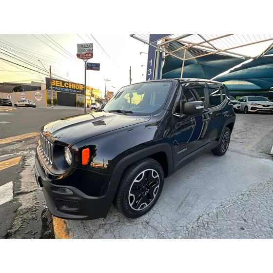 Jeep Renegade 1.8 Flex Aut. 5p