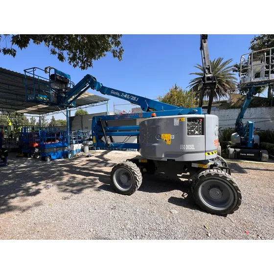 Plataforma De Elevacion Genie Z45/25 Jc