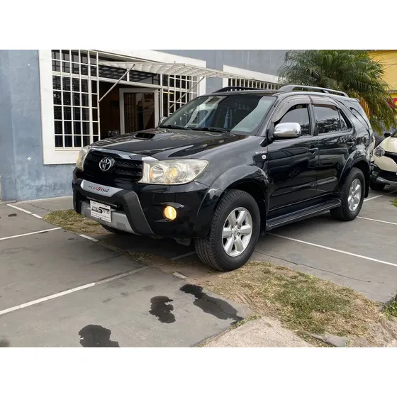 Toyota Hilux Sw4 3.0 I Srv C/cuero 4x4 (2009)