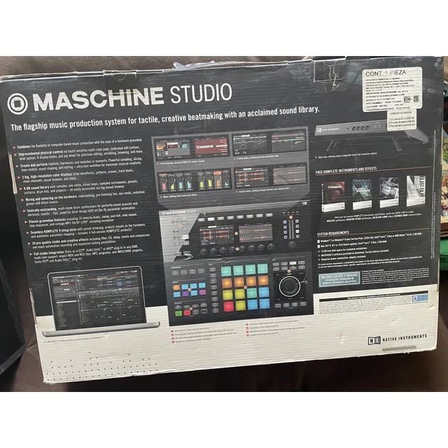 Native Instruments Maschine Studio Controlador Color Negro