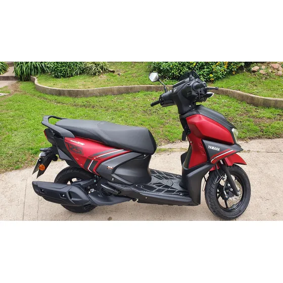 Yamaha Ray Zr 125 Inyección 2024 Con 1700km, Garantía.