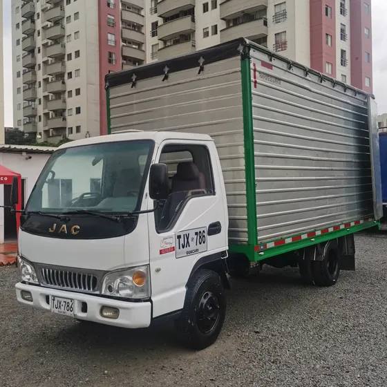 Jac 1045