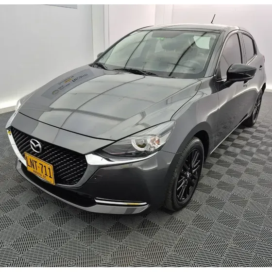 Mazda 2 2023 1.5 Tuoring Carbon Edition