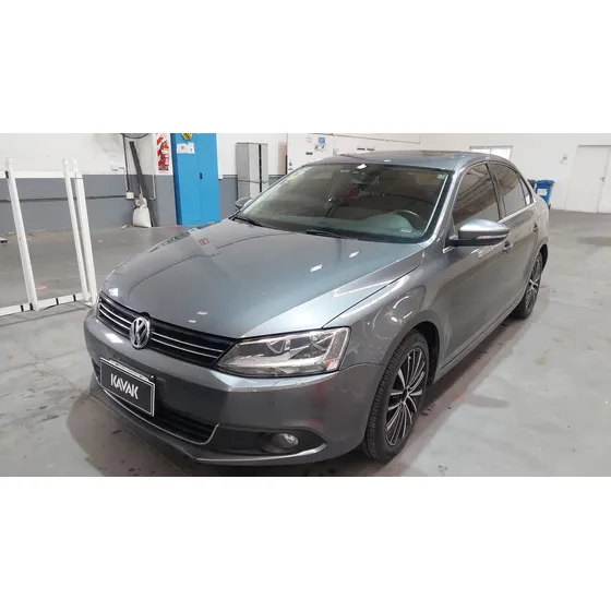 Volkswagen Vento 2.0 Sportline Tsi Bixenon Dsg