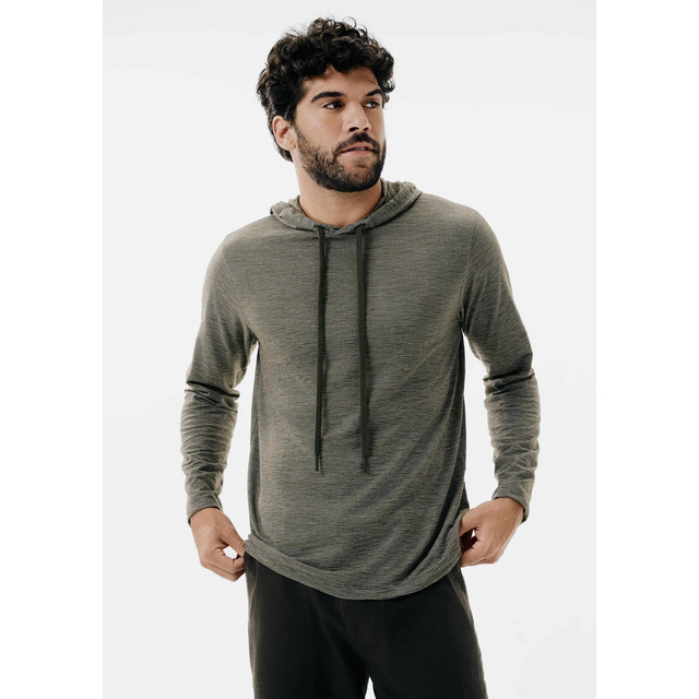 Camiseta Masculina Slim com Capuz Hering