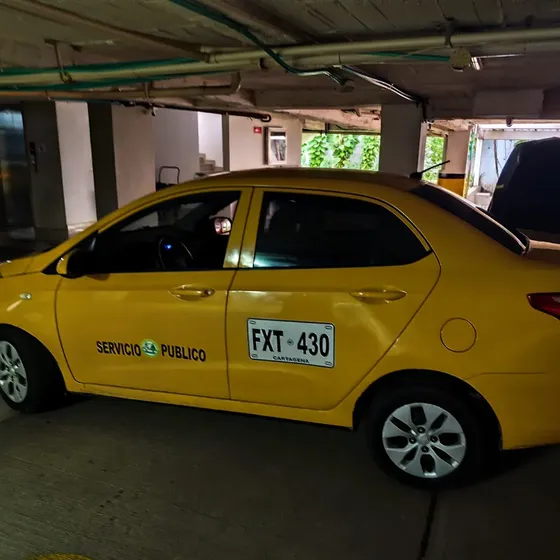 Taxi 2020 Perfecto Estado Ubicado En Cartagena,